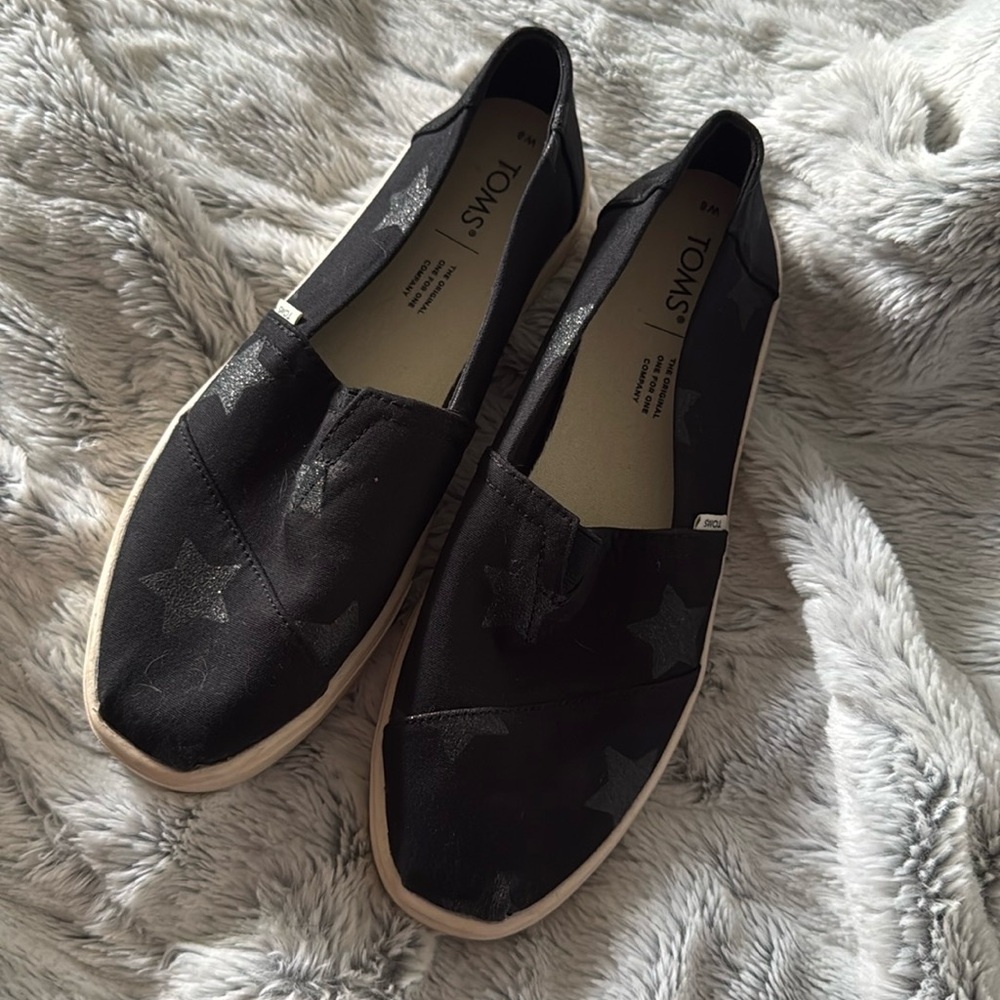 Toms